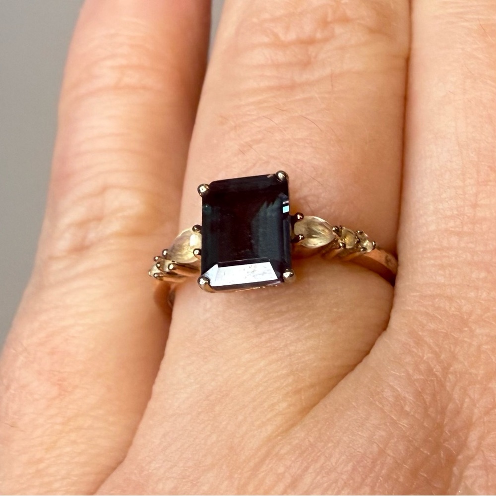 Custom made alexandrite, moonstone and rose gold ring - Picture 7 of 10